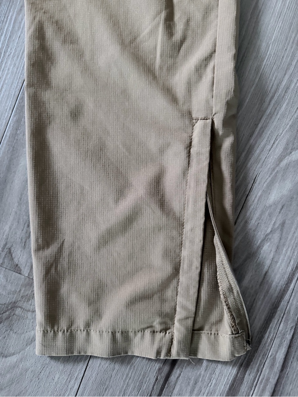 New Balance Men pants - Picture 2 of 9